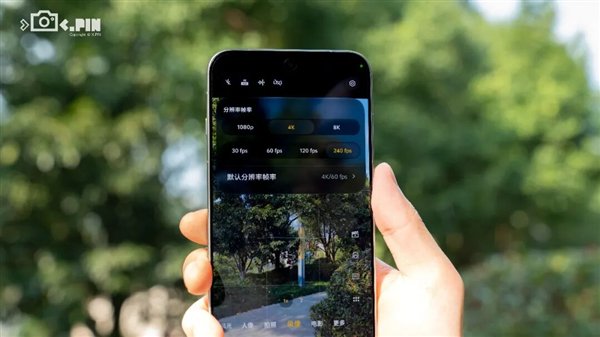 阿尔瓦雷斯赛场紧盯麦卡，神秘纸条内容终极指南