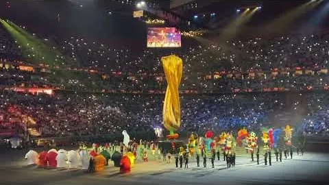 “红蓝巅峰对决：曼联铁闸布鲁诺领衔，曼城双星哈兰德激战多纳鲁马！”