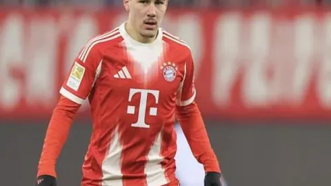 曼联力保卡塞米罗续约，薪资谈判受阻，沙特金主收购热情依旧